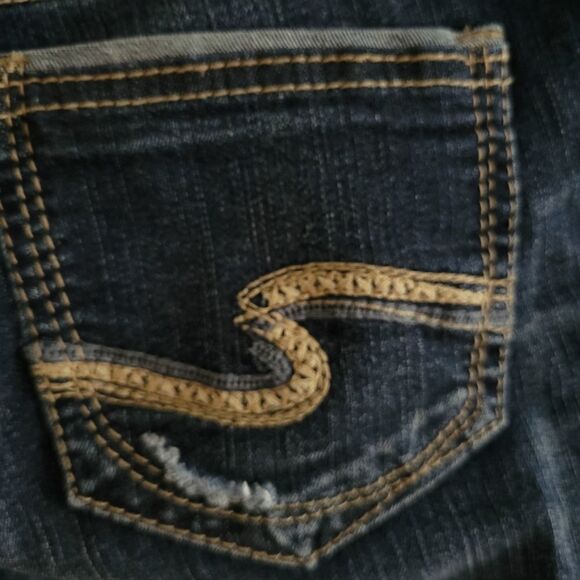 "Sliver" men's jeans ( fluid denim) Distressed, size : 26/32" preo-owned - Picture 8 of 9